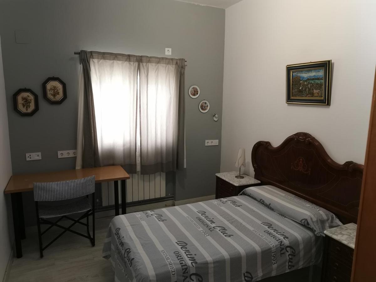 Villa "Luna De Segovia" เลกาเนส ภายนอก รูปภาพ