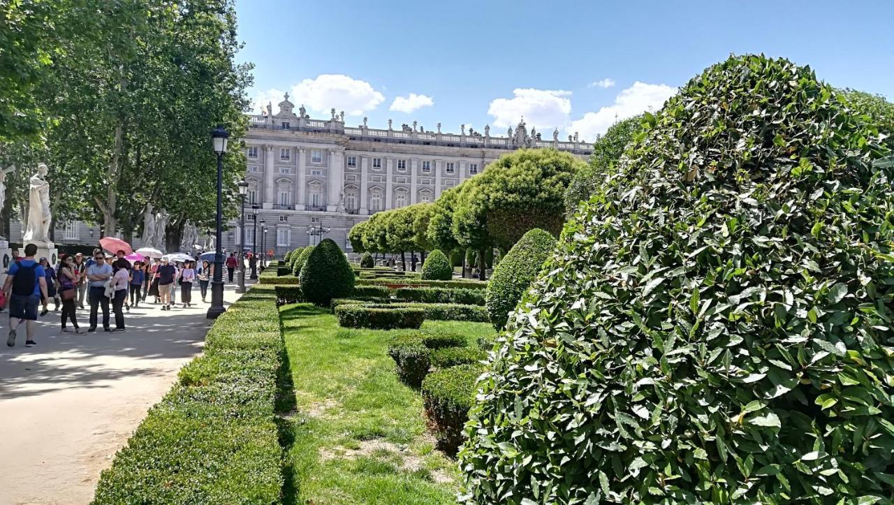 Villa "Luna De Segovia" เลกาเนส ภายนอก รูปภาพ