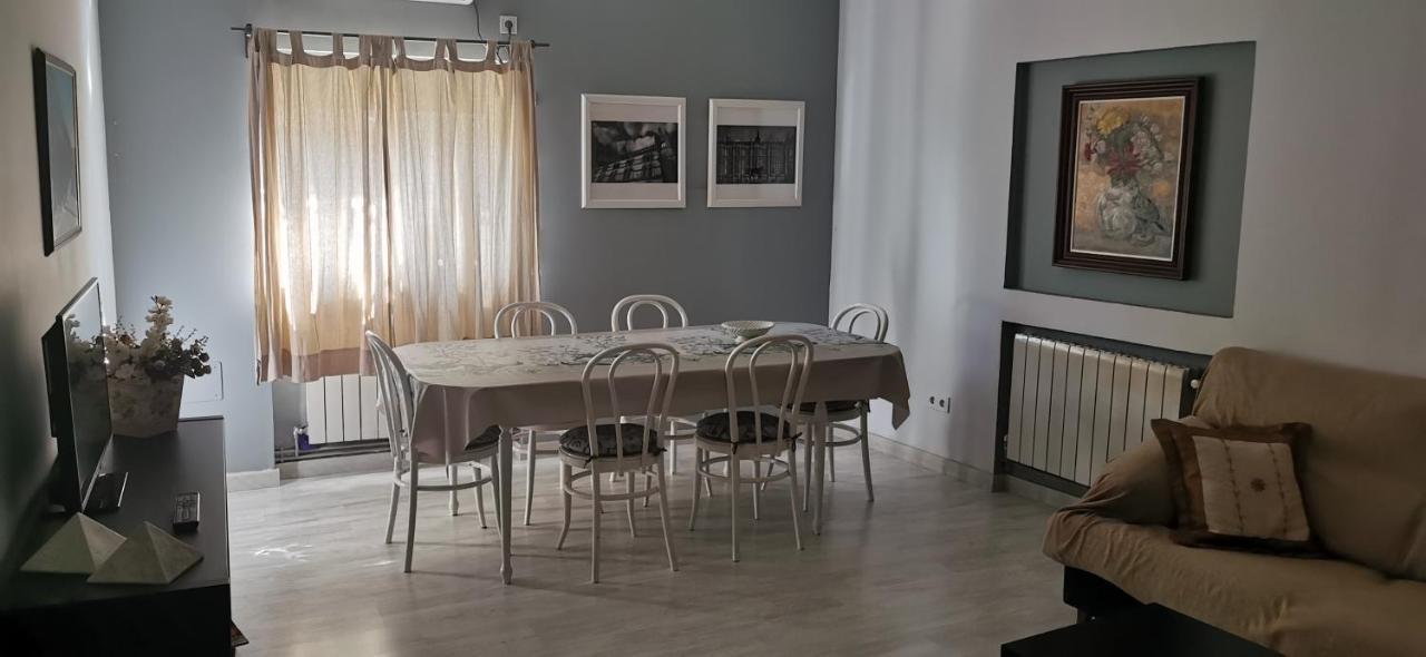 Villa "Luna De Segovia" เลกาเนส ภายนอก รูปภาพ